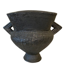 BLACK SALT VASE